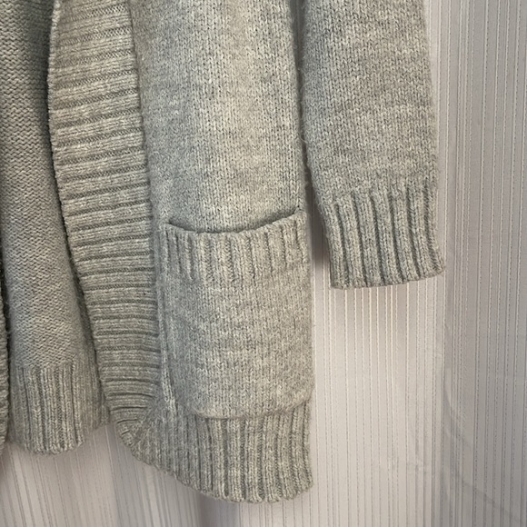 Charter Club‎ Grey Knit Cardigan with Heart Medium - Picture 4 of 12